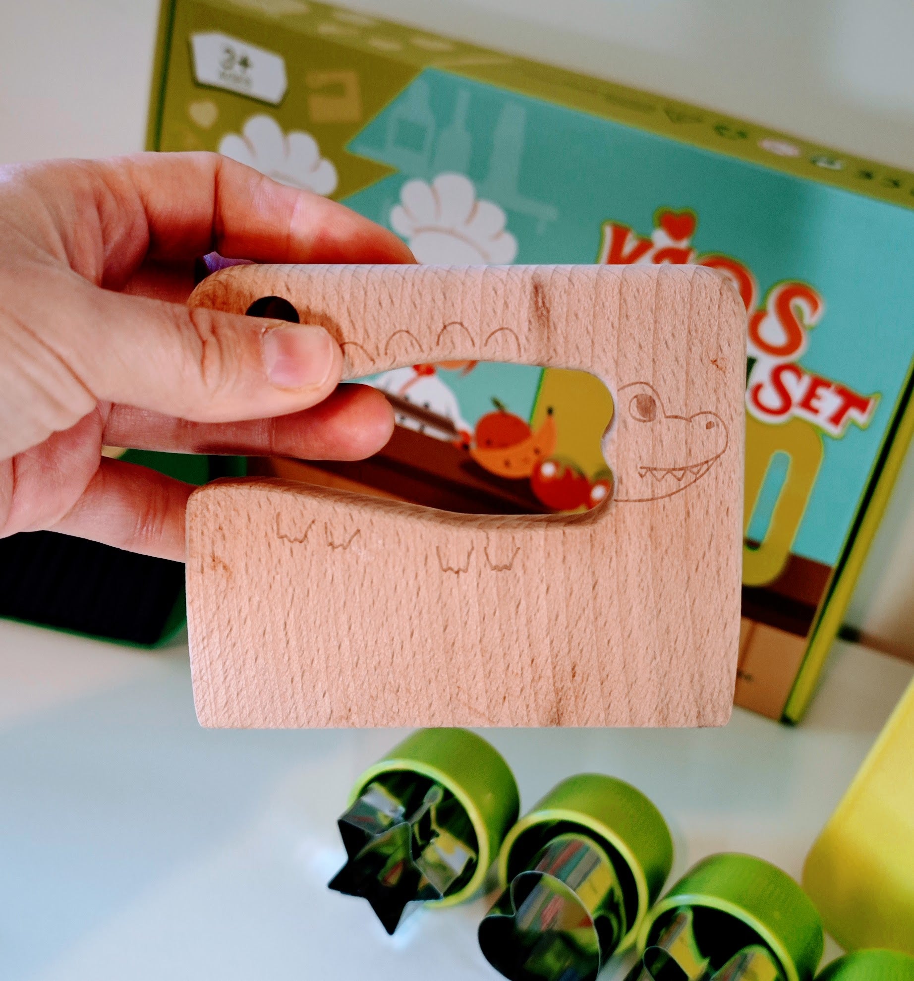 Kitchen tools for kids - Montessori Grow