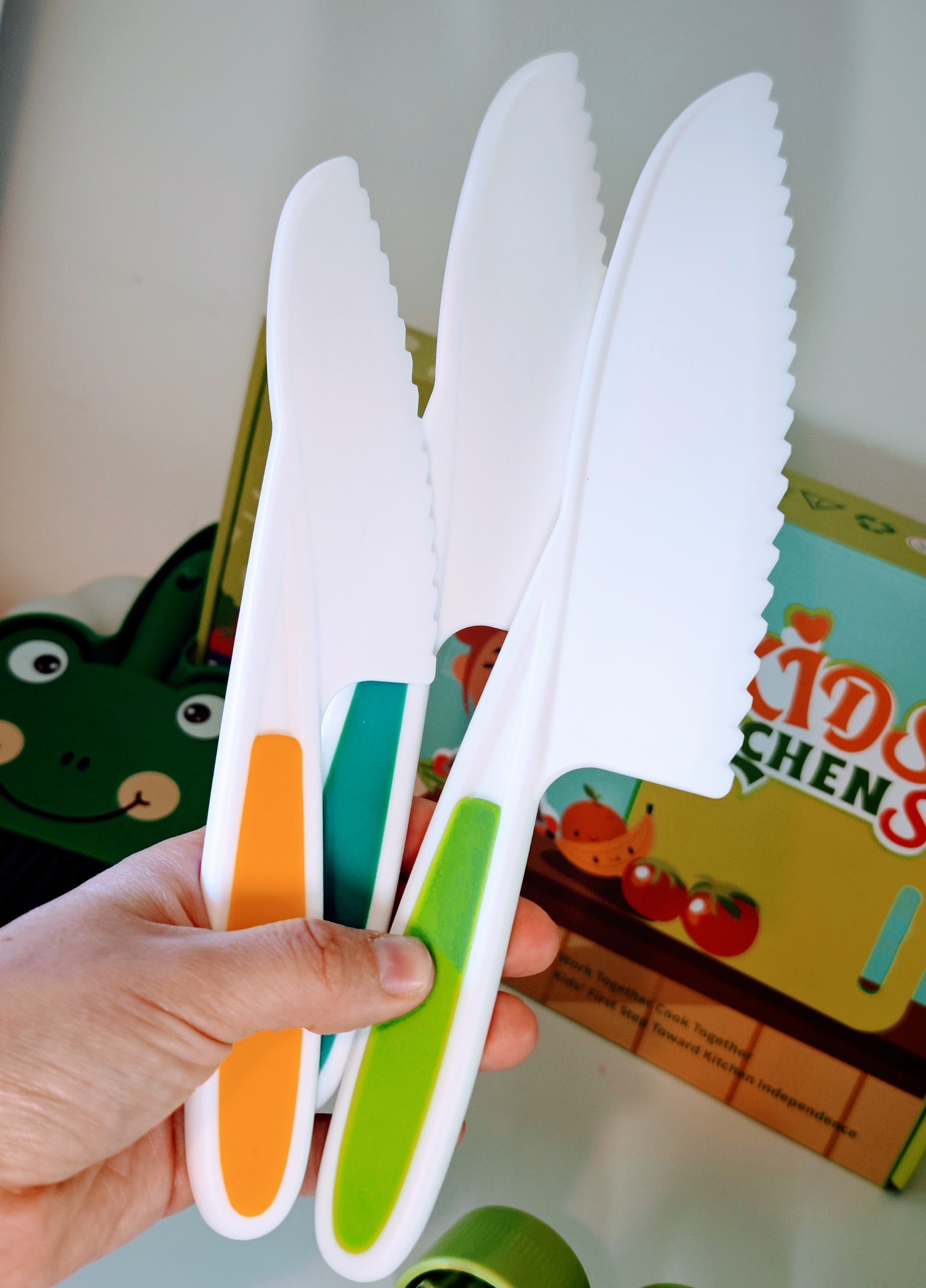 Kitchen tools for kids - Montessori Grow